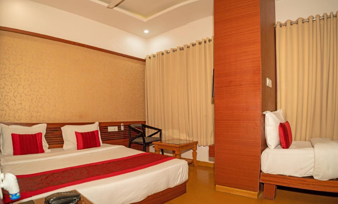 Uddhav Vilas A Family Hotel Udaipur Kültér fotó