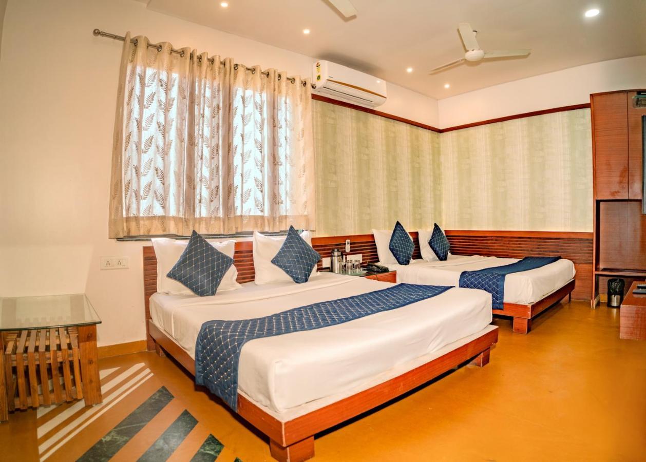 Uddhav Vilas A Family Hotel Udaipur Kültér fotó