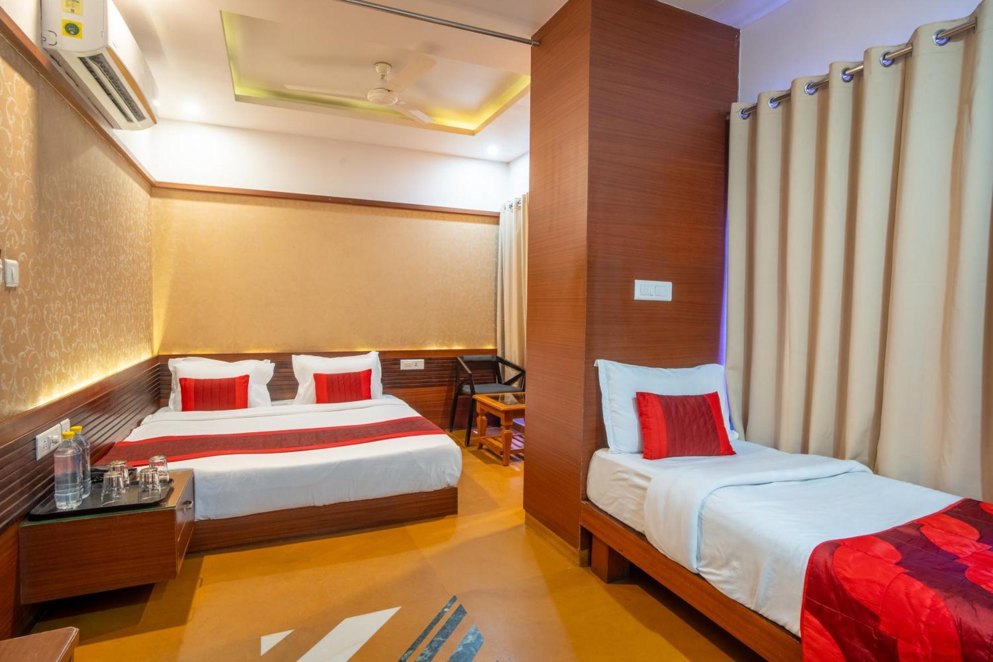 Uddhav Vilas A Family Hotel Udaipur Kültér fotó
